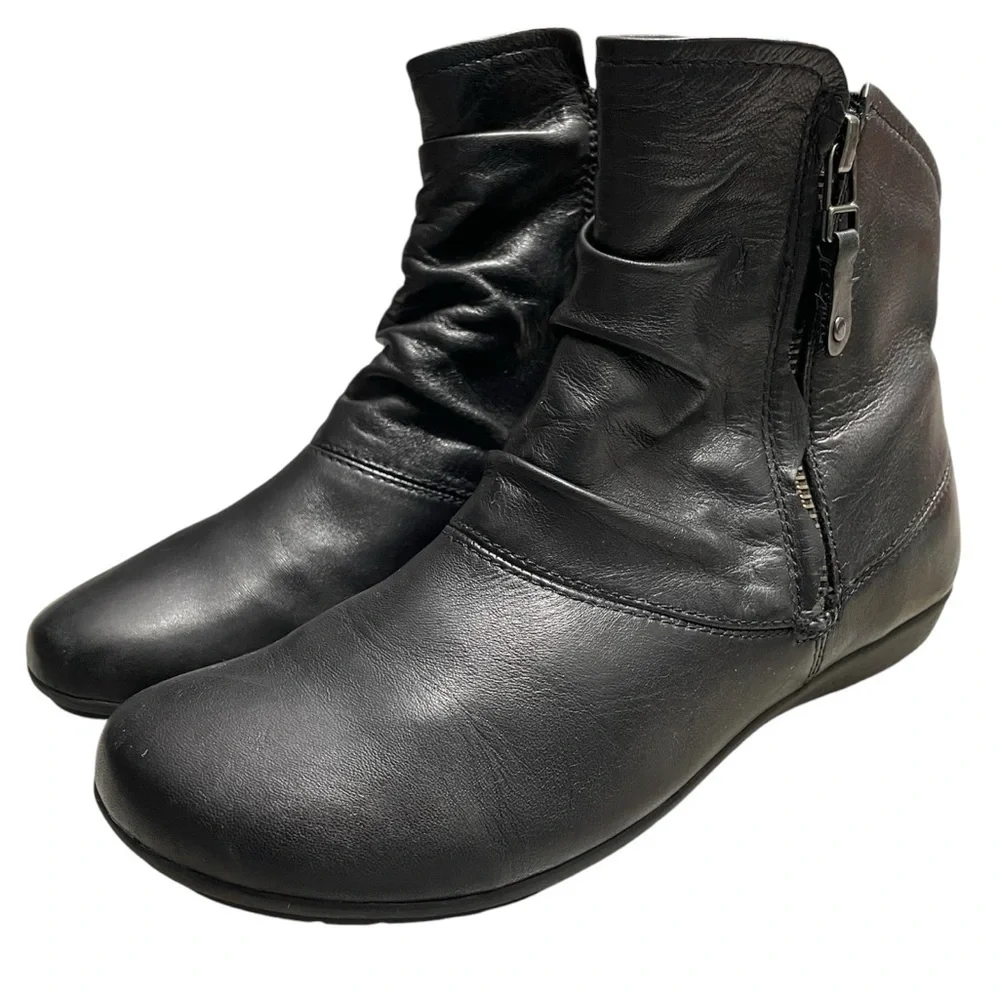 Josef Seibel Naly 24 Ankle Black Leather Bootie